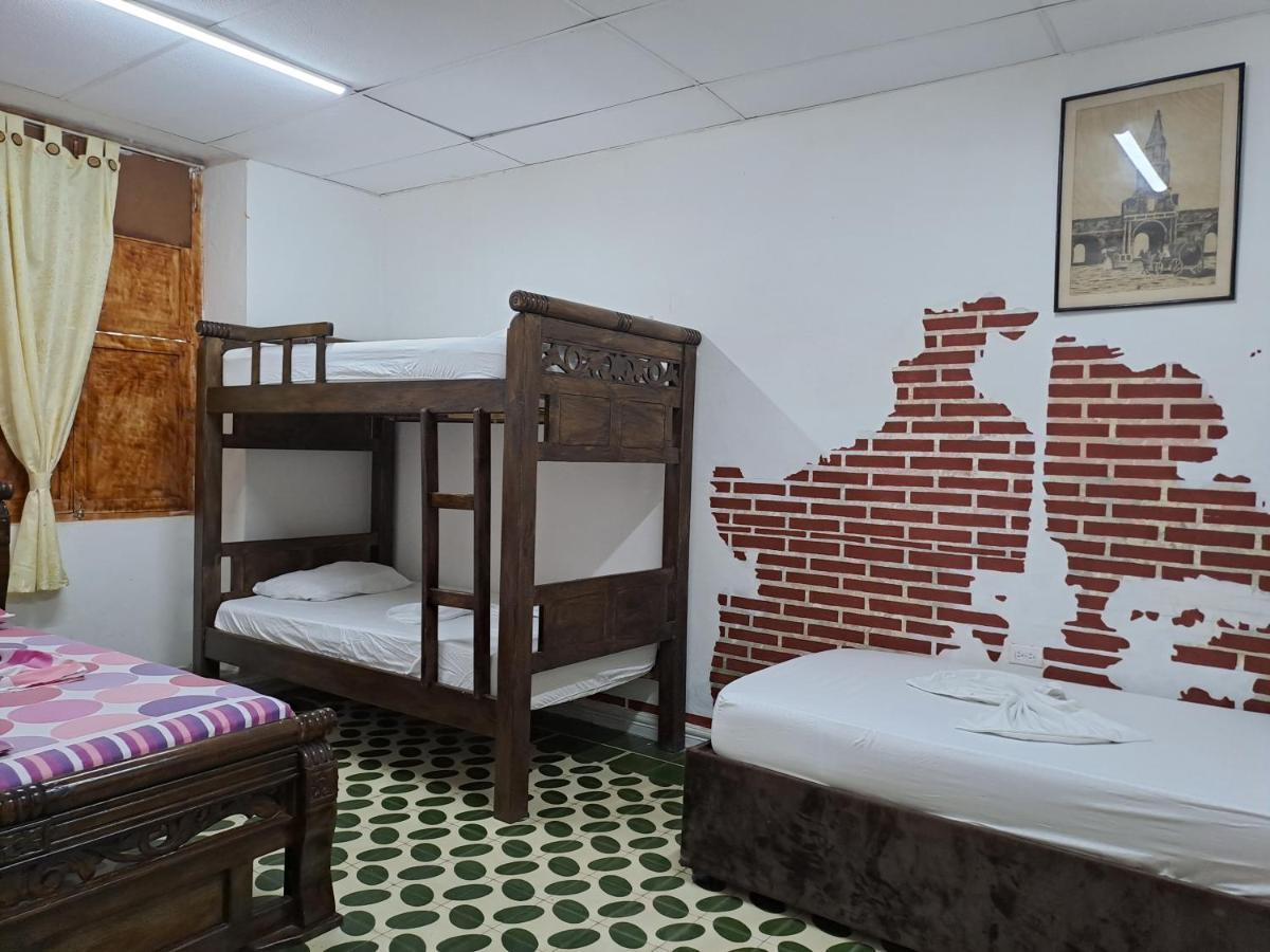 Hostal Casa Lara Cartagena Exterior photo