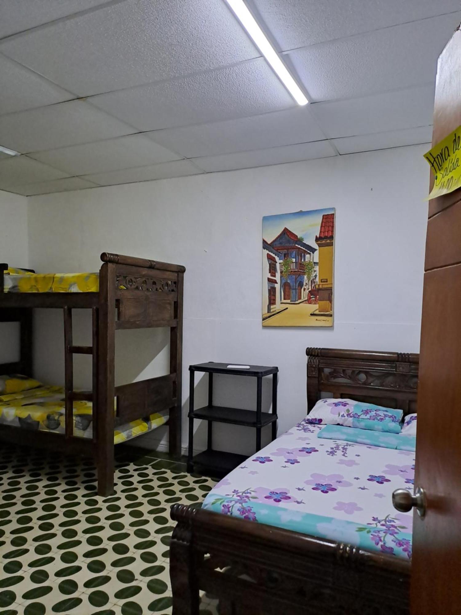 Hostal Casa Lara Cartagena Exterior photo